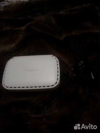 Wifi роутер Netgear WNR612v2