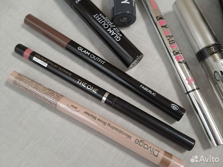 Набор декоративной косметики пакетом