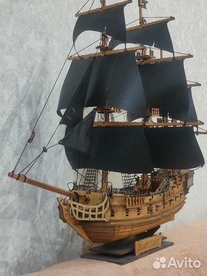 Сборная модель корабля из дерева