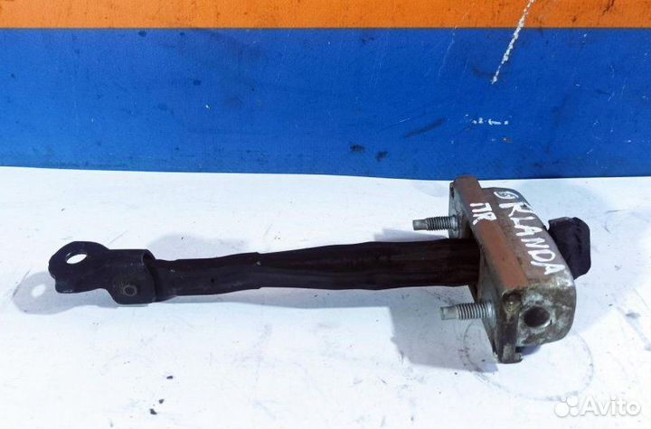 Ограничитель двери передний Chevrolet Orlando C