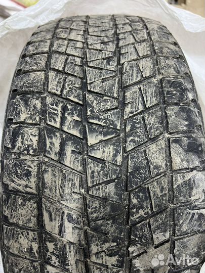 Bridgestone Blizzak DM-V2 225/55 R17 97R