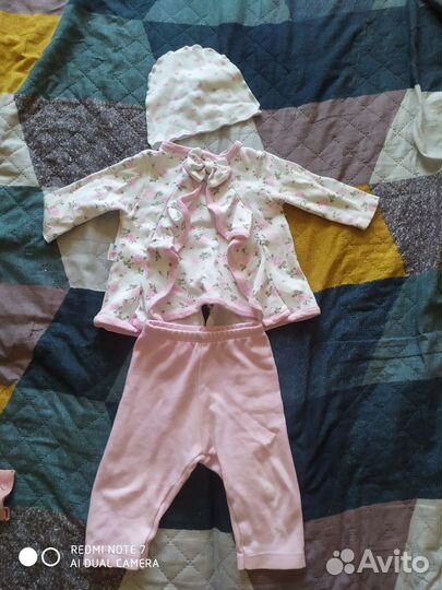 Комплекты и кофты для девочки р. 62-68
