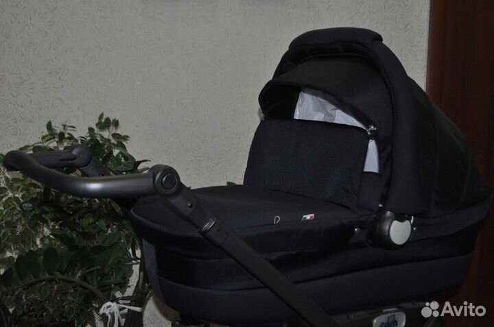 Коляска-люлька новая пр-во Италия