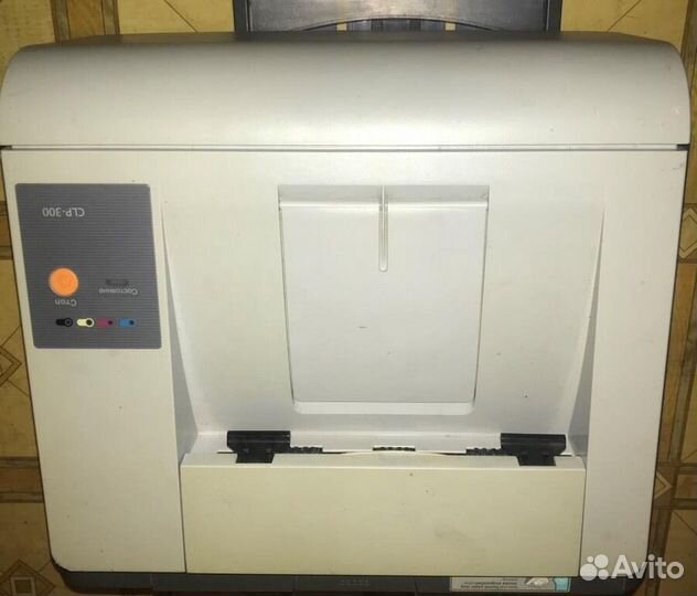 Цветной лазерный принтер Samsung CLP-300 на запчас