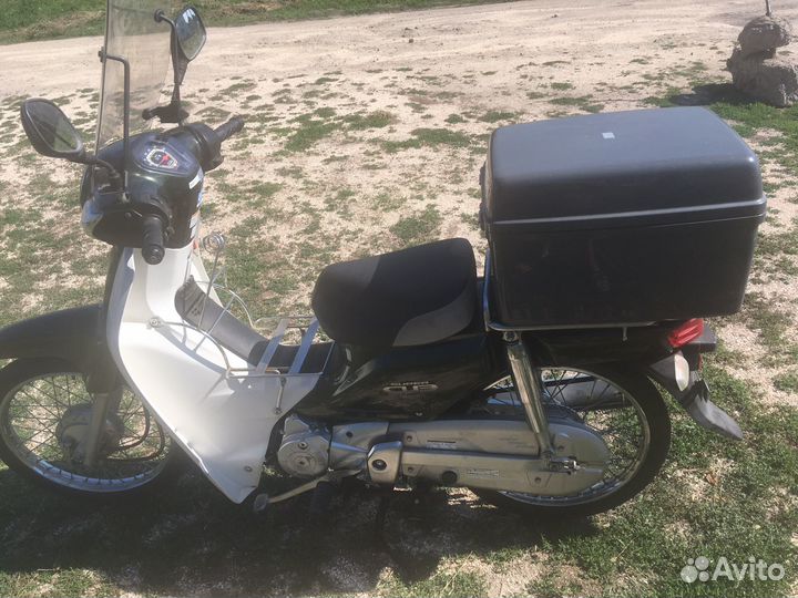 Мопед Honda Super Cub