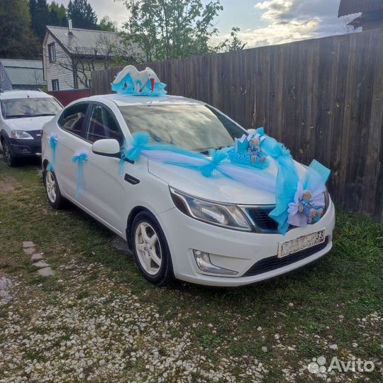 Украшения на машину на выписку