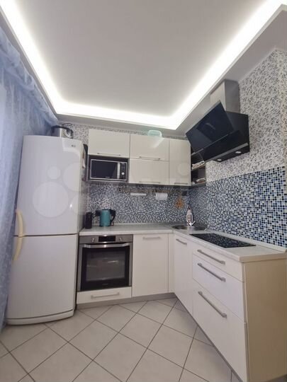 2-к. квартира, 53 м², 6/9 эт.