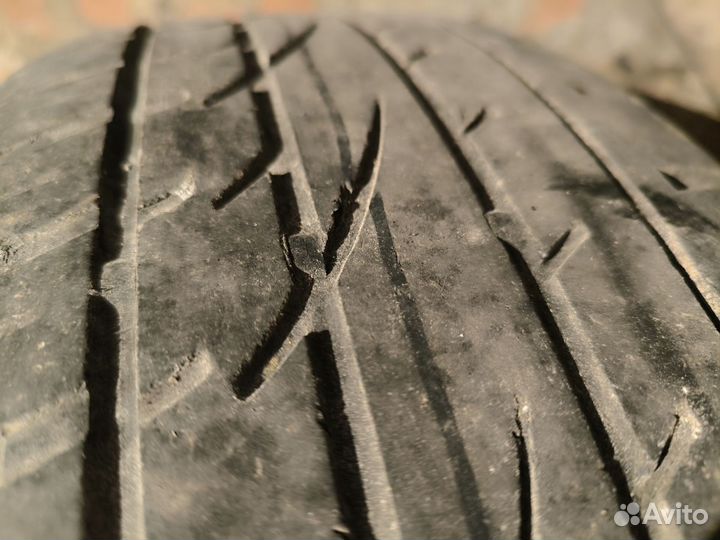 Continental ContiCrossContact LX 235/65 R17 104V