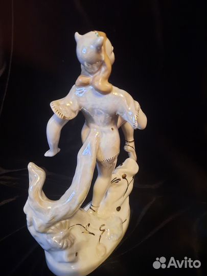 Фарфоровая статуэтка СССР 