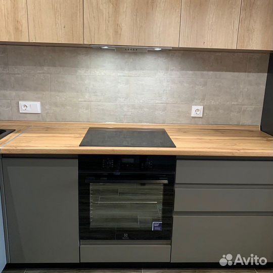 Кухни на заказ. Под ключ