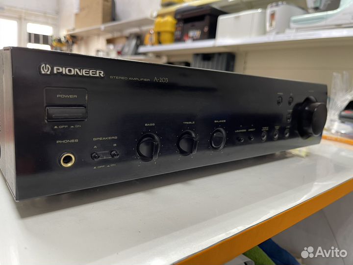 Усилитель Pioneer A-203