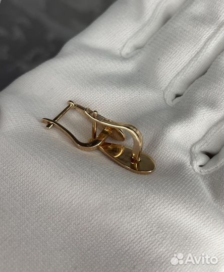 Золотые серьги