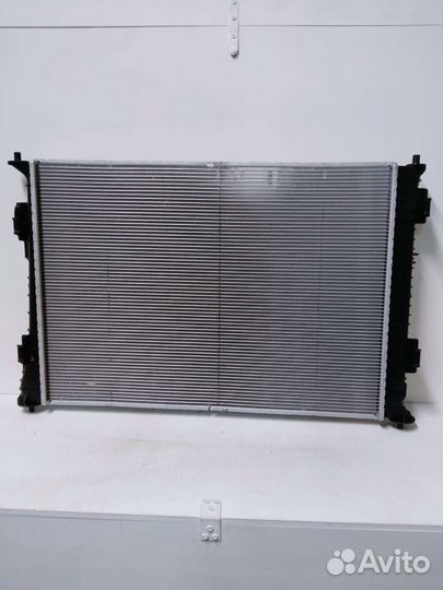 Радиатор охлаждения двигателя Hyundai Sonata DN8