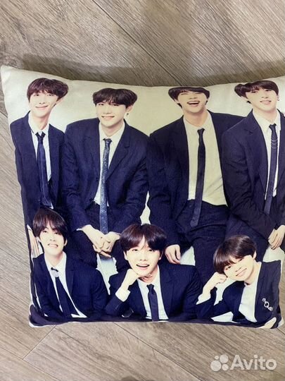 Подушка бтс