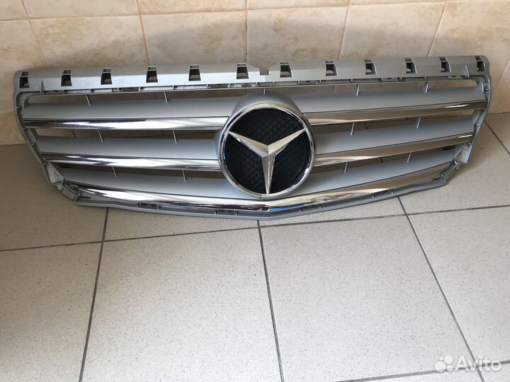 Решетка радиатора мерседес w246