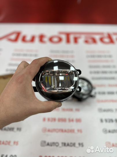 Противотуманки toyota camry v70 75 LED