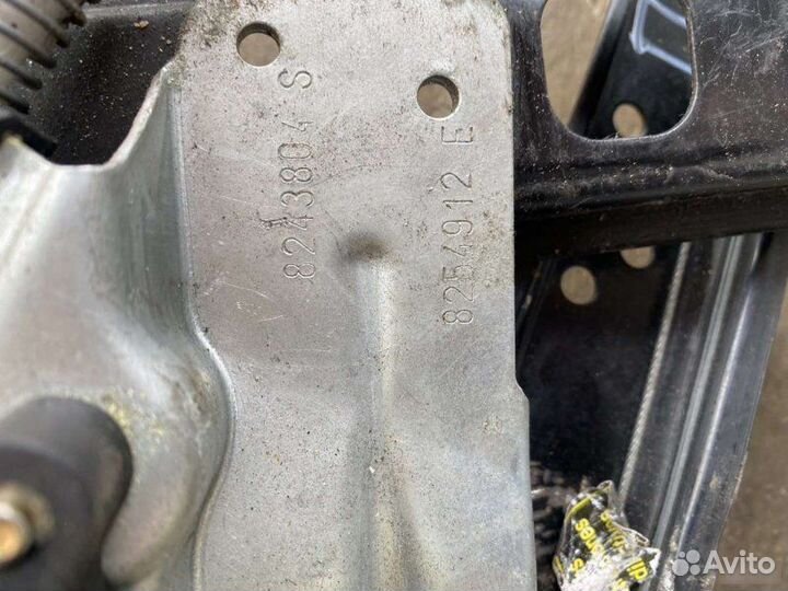 Стеклоподъемник передний правый Bmw X5 E53