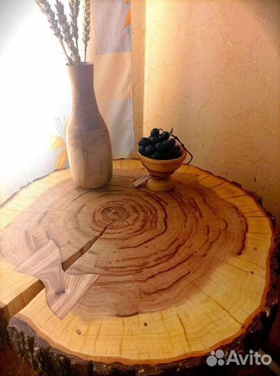 Журнальный столик из спила карагача