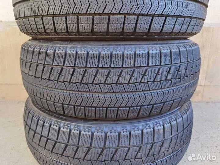 Bridgestone Blizzak VRX 185/60 R15 84Q