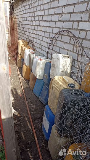 Канистры 20 л из под дт