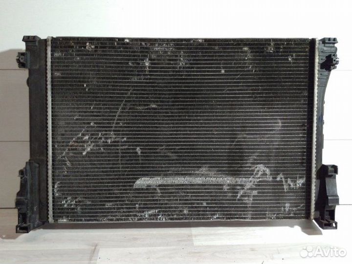 Радиатор двс Mercedes-Benz C-Class W204 2008