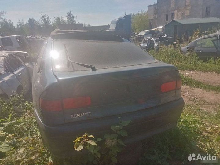 Патрубок охлаждения Renault Laguna F3P678