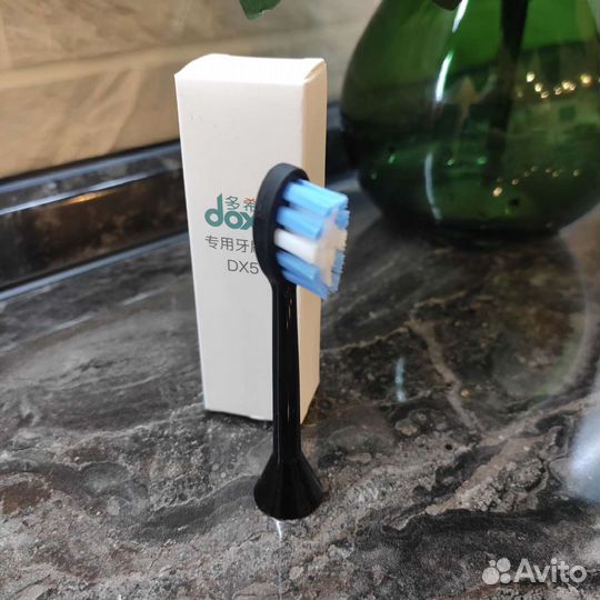 Головки для щётки doxo новые, чёрные и белые