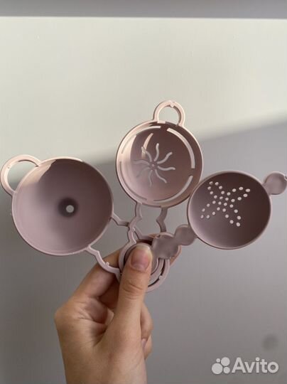 Набор для кухни: воронка, сито, разделитель яиц