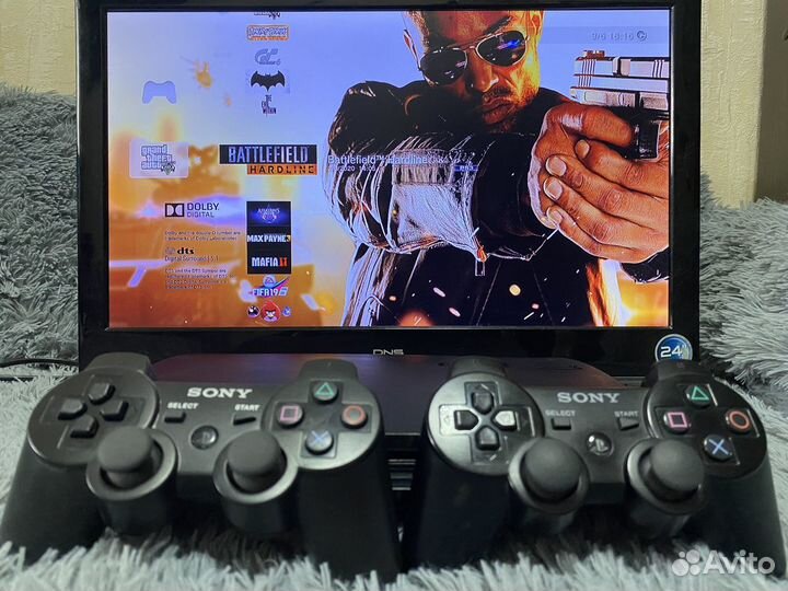 Sony PS3 Slim 320gb +2 джойстика +18 игр Прошита