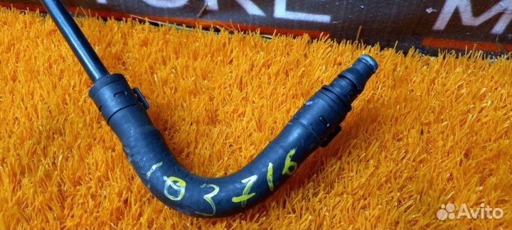 Патрубок расширительного бачка Mercedes-Benz