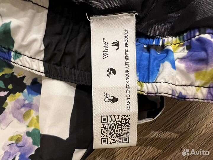 Шорты off white плавательные