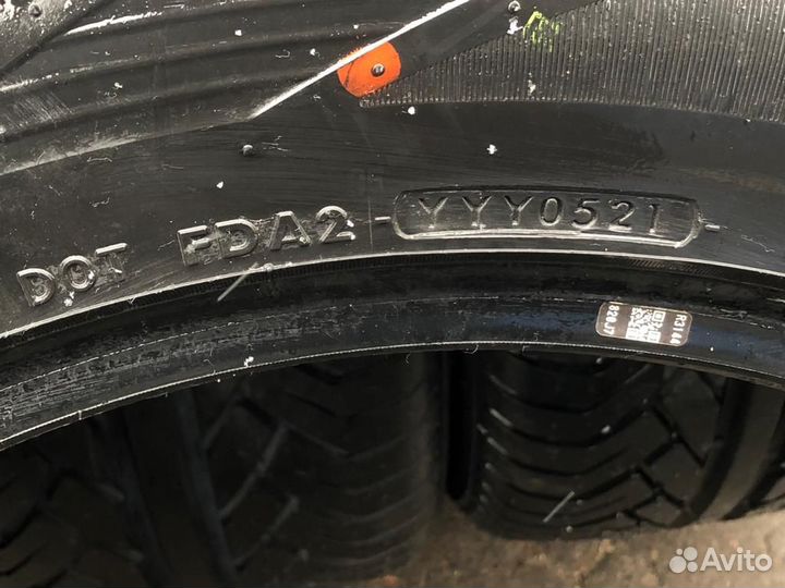 Yokohama ADVAN ST V802 275/50 R20 113W