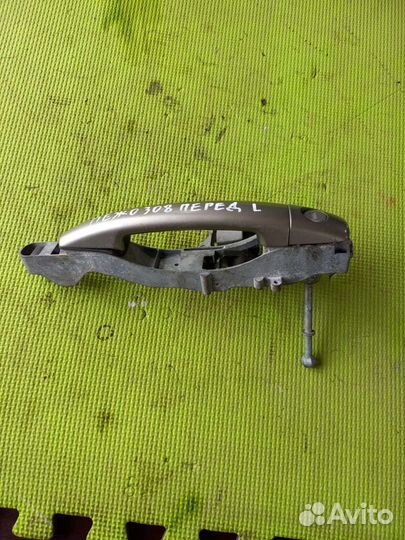 Ручка передней левой двери Пежо 308