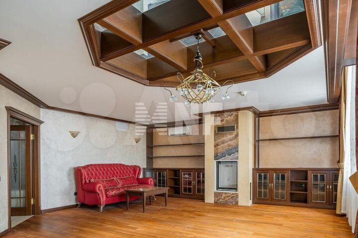 3-к. квартира, 229,2 м², 5/5 эт.