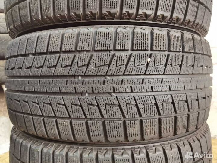 Bridgestone Blizzak Revo2 225/50 R17 97H
