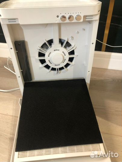 Очиститель воздуха Redmond RAC - 3708 новый