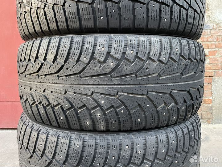 Nokian Tyres Hakkapeliitta 7 SUV 285/60 R18 116