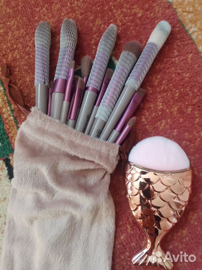 Кисти для макияжа