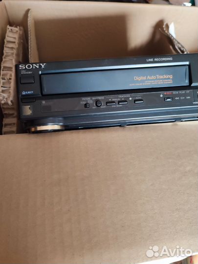 Видеомагнитофон sony