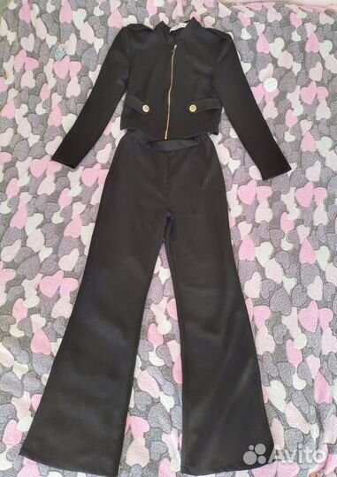 Костюм женский