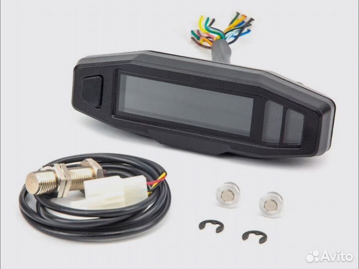 Электронная приборная панель на мотоцикл