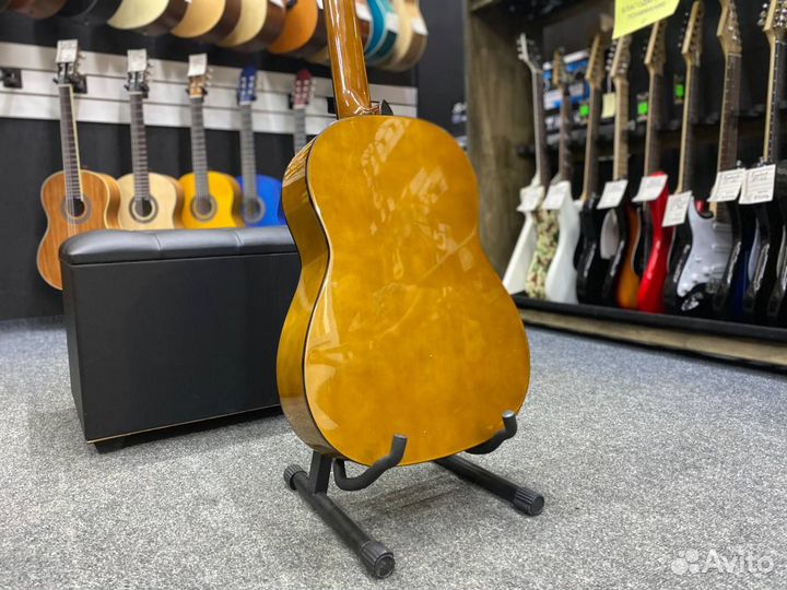 Гитара классическая