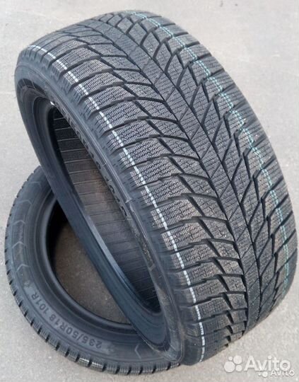 Triangle PL01 225/60 R17