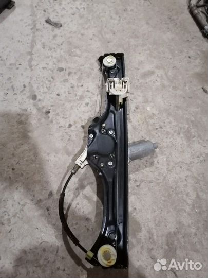 Стеклоподъемник задний левый bmw x5 e70