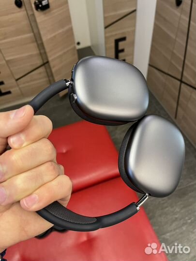 Apple airpods max space grey