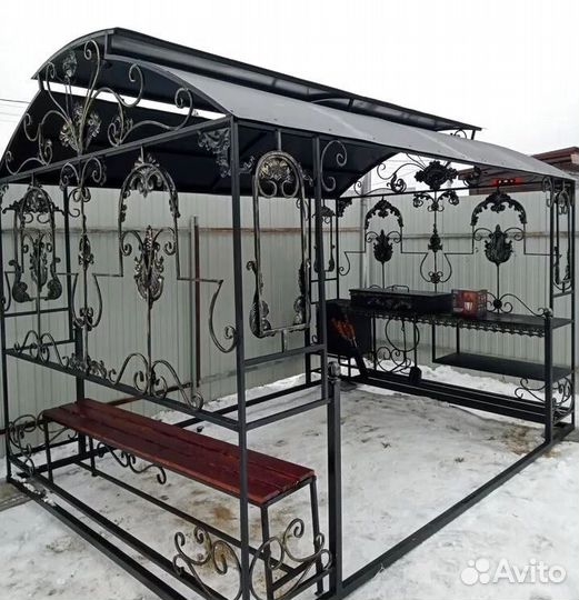 Мангал с крышей и печкой под казан