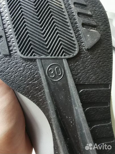 Ботинки б/у лыжные детские р. 30