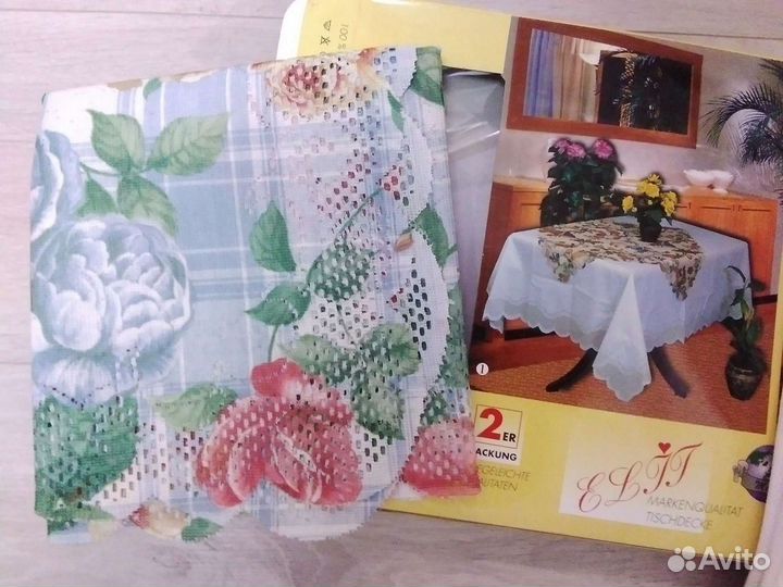 Скатерть 130на160 и 80 на 80 - 2 шт