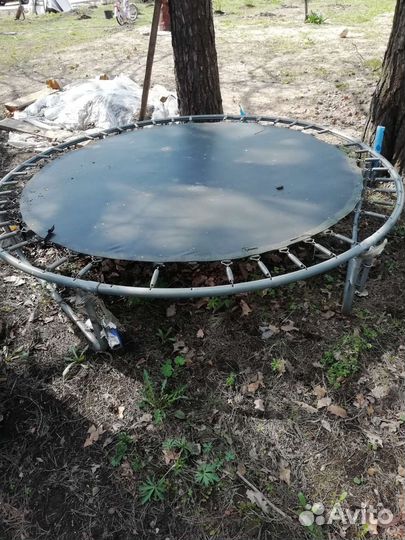 Батут бу 2.4м, крепкий, надежный