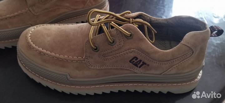 Ботинки (кроссовки)